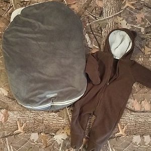 JJ collections bundleme carseat cover NWOT